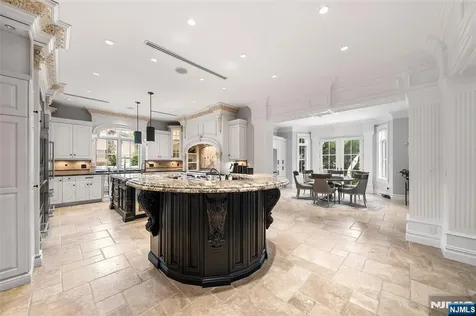 675 Summit Street Englewood Cliffs NJ 07632