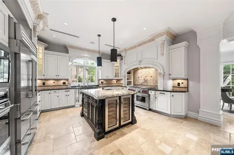 675 Summit Street Englewood Cliffs NJ 07632