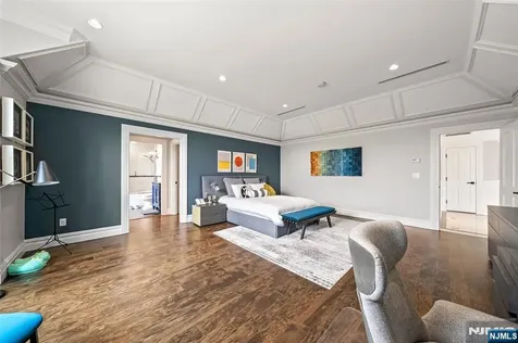 675 Summit Street Englewood Cliffs NJ 07632