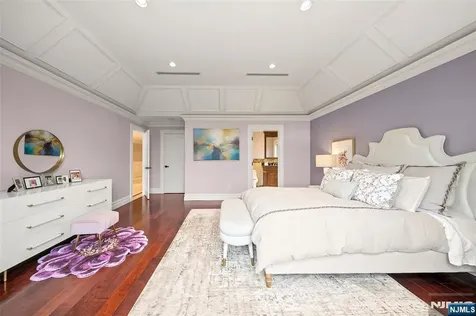 675 Summit Street Englewood Cliffs NJ 07632