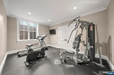 675 Summit Street Englewood Cliffs NJ 07632