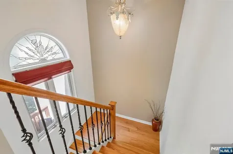 40 Woodland Drive Woodland Park NJ 07424