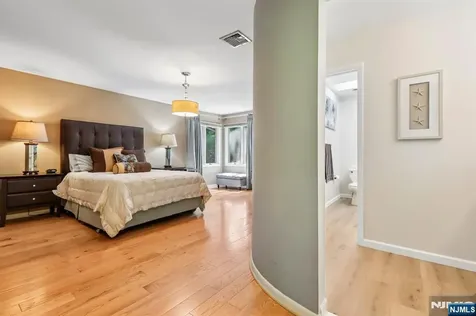 40 Woodland Drive Woodland Park NJ 07424