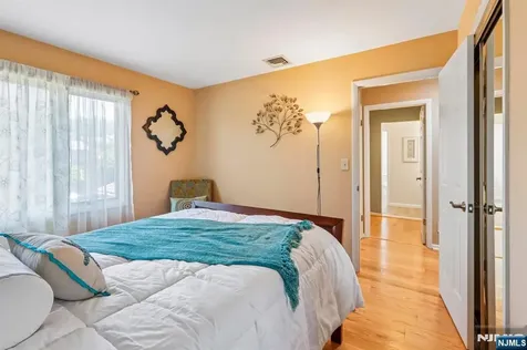 40 Woodland Drive Woodland Park NJ 07424