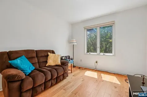 40 Woodland Drive Woodland Park NJ 07424