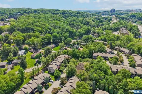 40 Woodland Drive Woodland Park NJ 07424