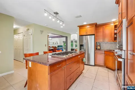 40 Woodland Drive Woodland Park NJ 07424
