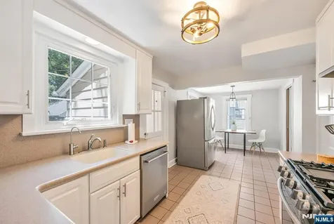552 Hillcrest Road Ridgewood NJ 07450