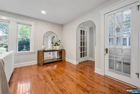 552 Hillcrest Road Ridgewood NJ 07450