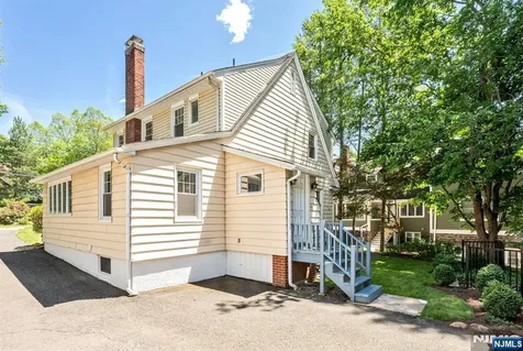 552 Hillcrest Road Ridgewood NJ 07450