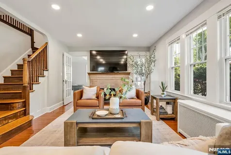 552 Hillcrest Road Ridgewood NJ 07450