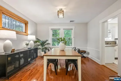 552 Hillcrest Road Ridgewood NJ 07450