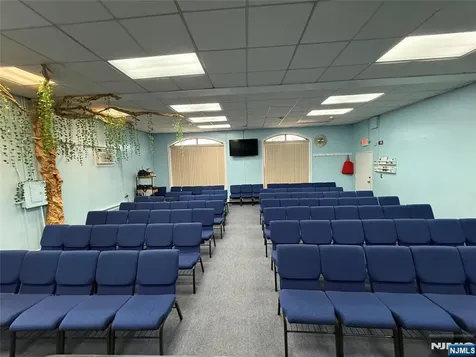 811 30th Street Union City NJ 07087