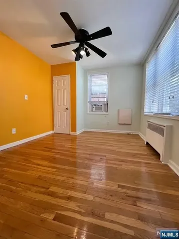 2160 Center Fort Lee NJ 07024
