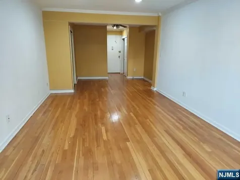2160 Center Fort Lee NJ 07024