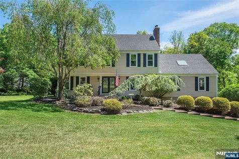 2 David Place Mount Olive Township NJ 07836