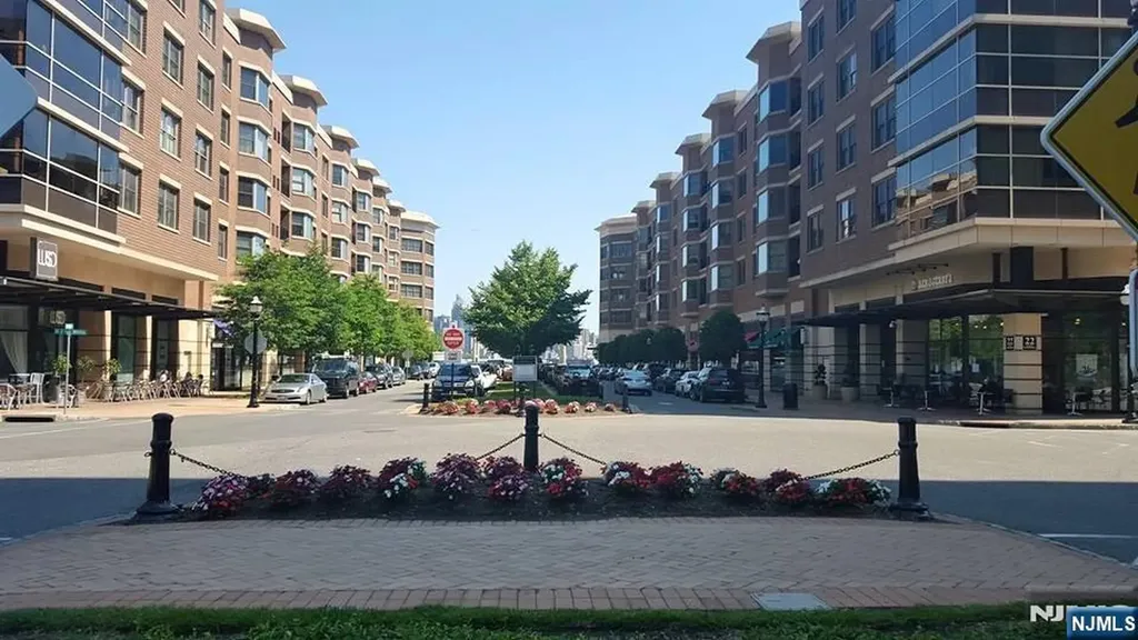22 Ave At Port Imperial West New York NJ 07093