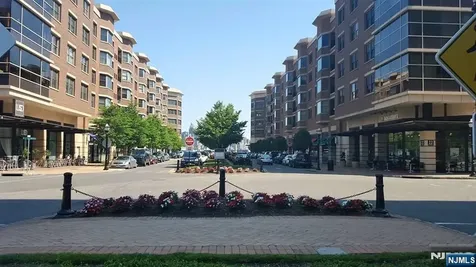 22 Ave At Port Imperial West New York NJ 07093