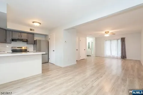 131 Mcpeek Road Lafayette NJ 07848