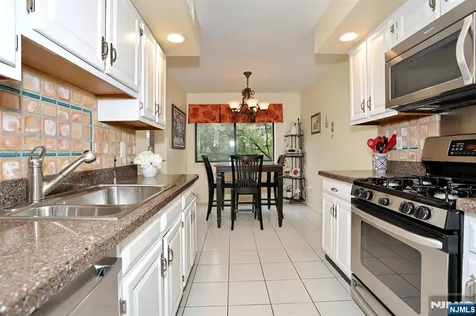 164 Winchester Court Twp Of Washington NJ 07676