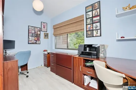 164 Winchester Court Twp Of Washington NJ 07676
