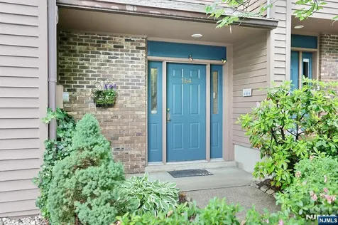164 Winchester Court Twp Of Washington NJ 07676
