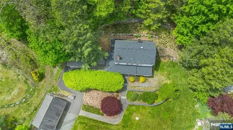 2 Red Mine Road Wanaque NJ 07465