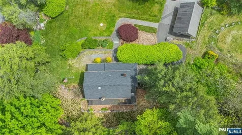 2 Red Mine Road Wanaque NJ 07465