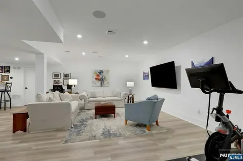111 Woodmont Circle River Vale NJ 07675