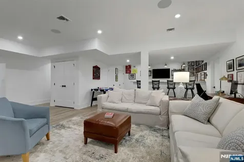 111 Woodmont Circle River Vale NJ 07675