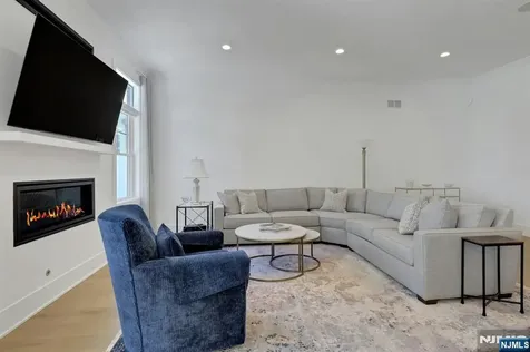 111 Woodmont Circle River Vale NJ 07675