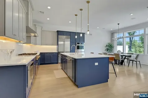 111 Woodmont Circle River Vale NJ 07675