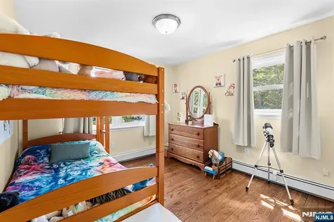 21 Skyline Drive Hopatcong NJ 07821