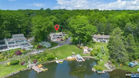 21 Skyline Drive Hopatcong NJ 07821