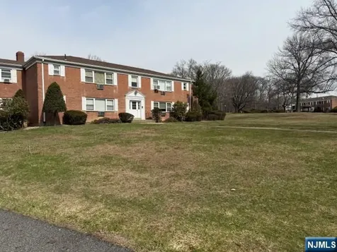 2 Rustic Circle Montvale NJ 07645