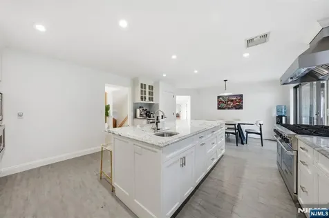291 Truman Drive Cresskill NJ 07626