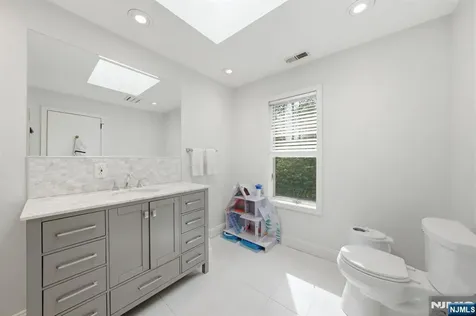 291 Truman Drive Cresskill NJ 07626