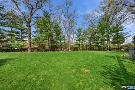 291 Truman Drive Cresskill NJ 07626
