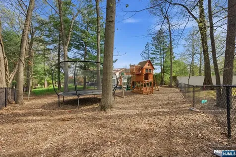 291 Truman Drive Cresskill NJ 07626