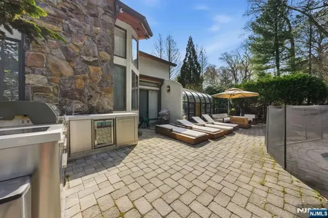 291 Truman Drive Cresskill NJ 07626