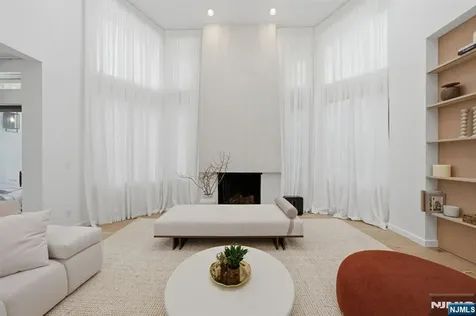 291 Truman Drive Cresskill NJ 07626