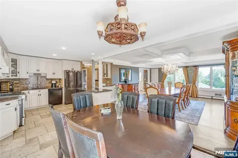 207 Eileen Drive Cedar Grove NJ 07009
