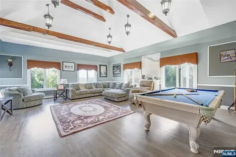 207 Eileen Drive Cedar Grove NJ 07009