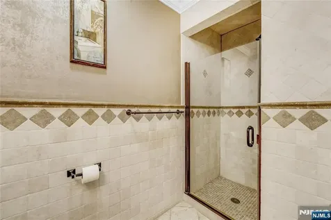 207 Eileen Drive Cedar Grove NJ 07009