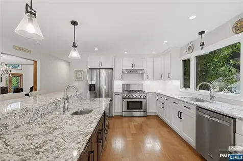 89 Columbus Avenue Totowa NJ 07512