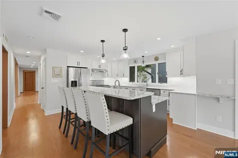89 Columbus Avenue Totowa NJ 07512