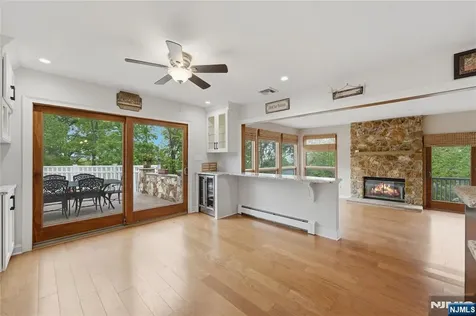89 Columbus Avenue Totowa NJ 07512