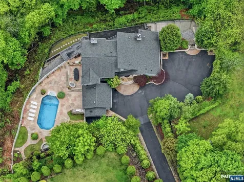 89 Columbus Avenue Totowa NJ 07512