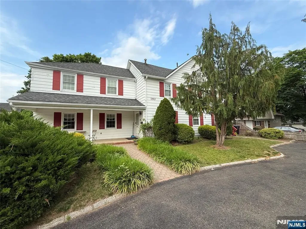 193 Midland Avenue Paramus NJ 07652