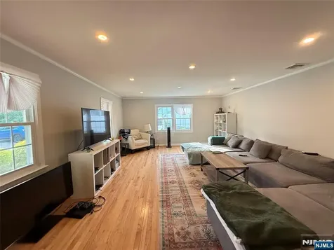 193 Midland Avenue Paramus NJ 07652